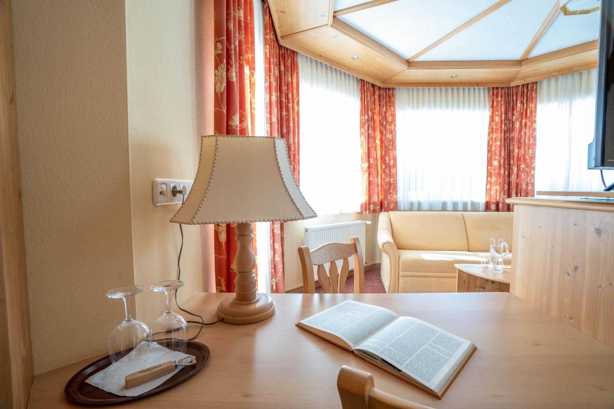 Alpin Panoramahotel Laerchenhof Heiligenblut Exteriér fotografie